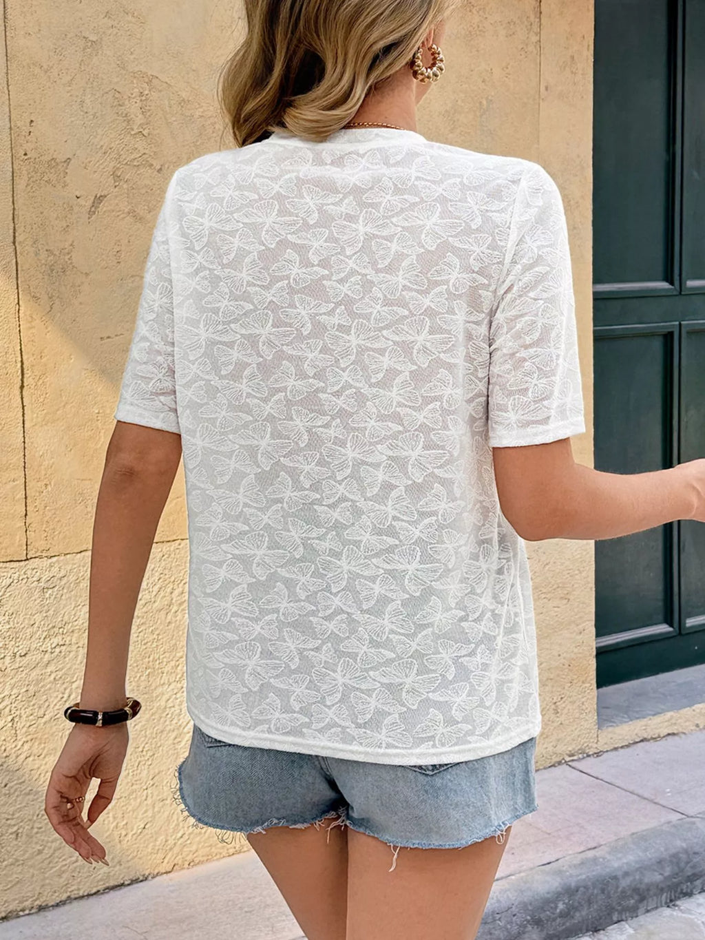 Women’s Casual Round Neck Short Sleeve Top – Comfortable Everyday Tee